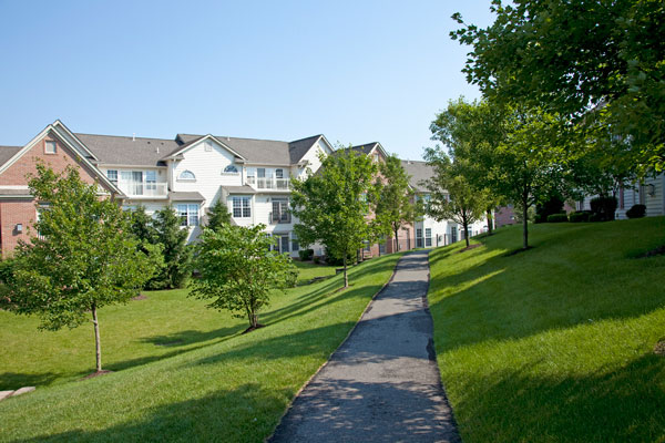 JOGGING/BIKE PATH